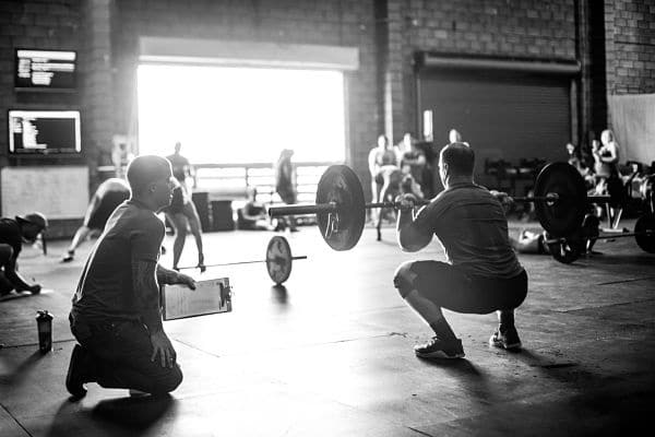 5 preguntas necesarias antes de contratar un entrenador personal