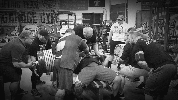 Récords de Powerlifting: Cómo Equiparar tus Levantamientos con los Más Destacados de Siempre